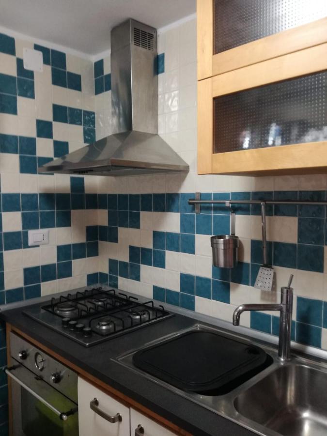 Villa Casa Geltrude Al Porto à Procida Extérieur photo