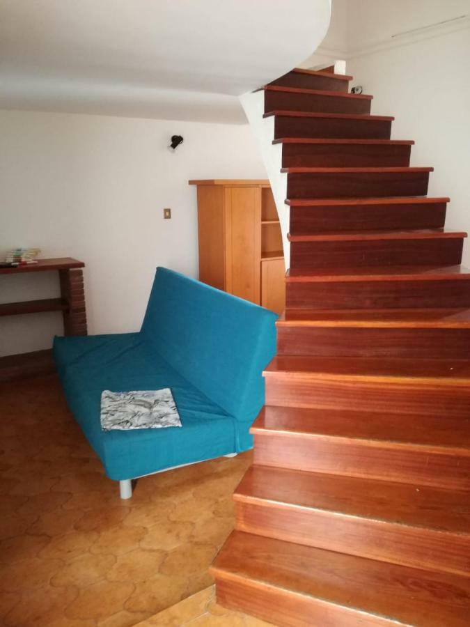 Villa Casa Geltrude Al Porto à Procida Extérieur photo